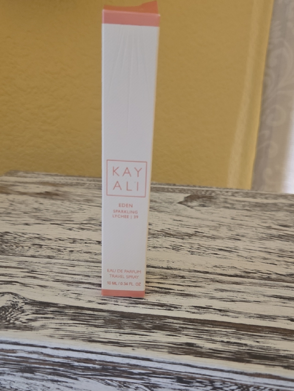 KAYALI Eden Sparkling Lychee Eau de Spray 10ml